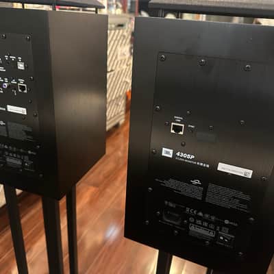 JBL 4305P Powered speakers image 4