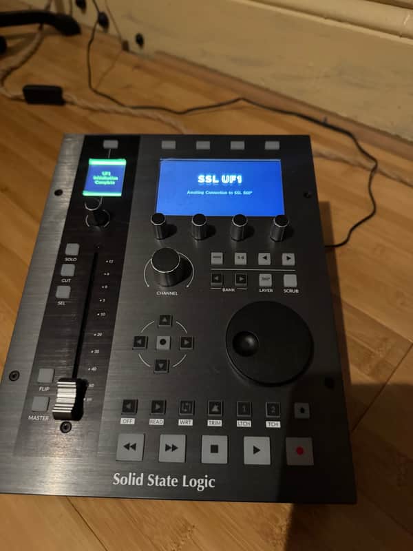 Solid State Logic SSL UF1 DAW Controller