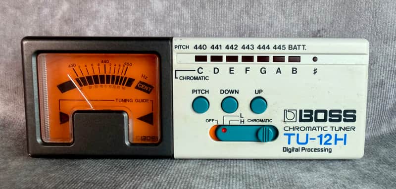 Boss TU-12H Chromatic Tuner
