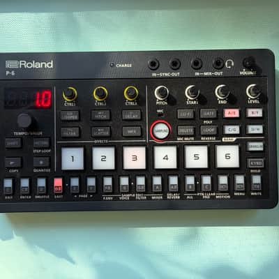 Roland P-6 AIRA Creative Sampler 2024 - Present - Black