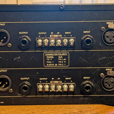 dbx 2231 2-Channel 31-Band Graphic Equalizer/Limiter w/ Type III Noise Reduction 2010s - Black image 3