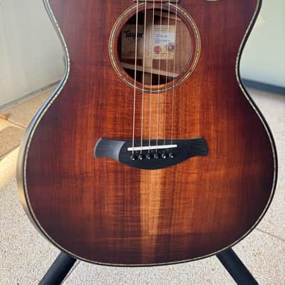Excellent Condition Taylor Builder's Edition K24ce, V-Class, Hawaiian Koa, Original Taylor hard case image 3