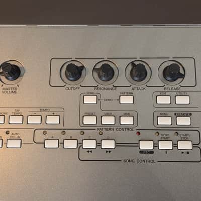 Yamaha MM8 Synthesizer w/ SKB HSC image 6