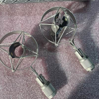 Neumann EA 21 PAIR SHOCK MOUNT VINTAGE ORIGINAL image 5