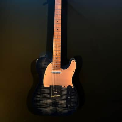 Luxars SG27 New - Flamed Maple Top Black Tele image 1