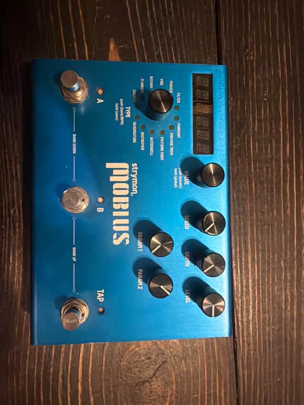 Strymon Mobius