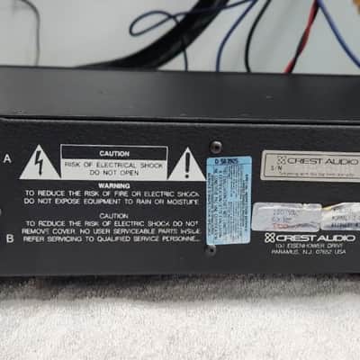 Crest Audio FA-901 800-Watt Power Amplifier 1990s - Black image 6