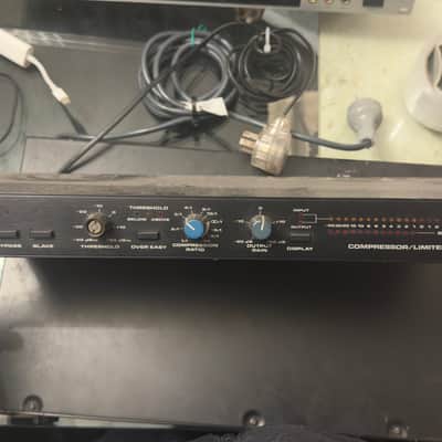 dbx 160X Compressor / Limiter 2000s - Black image 1