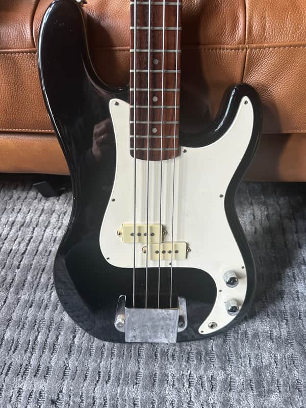 Squier Precision Bass
