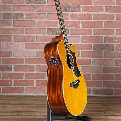 Yamaha AC5M ARE Concert Cutaway Acoustic-electric Guitar - Vintage Natural image 7