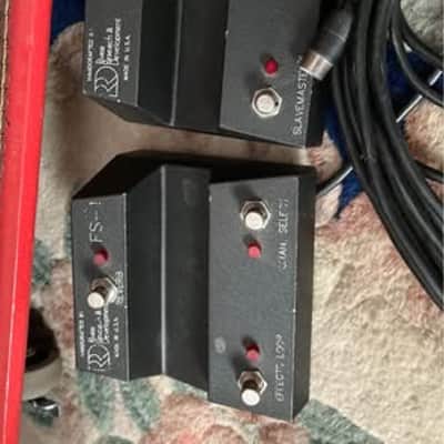 Rivera Custom - Red image 9