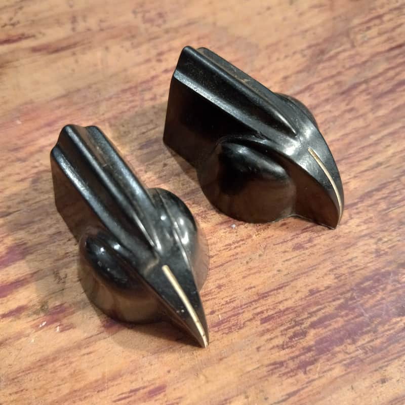 Daka-Ware 1950's-1960's Bakelite Chickenhead Knob Pair  - Black image 1