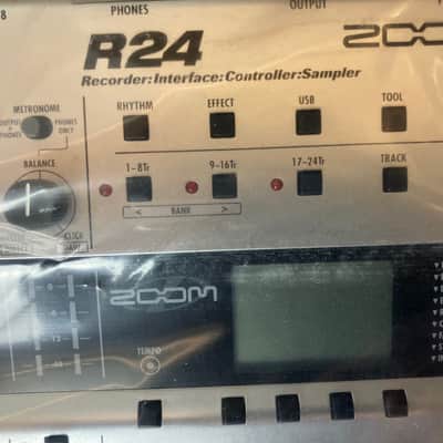 Zoom R24 24-Track Digital Multitrack Recorder Interface Controller Sampler image 5
