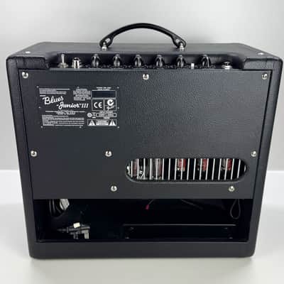 Fender Blues Junior III 15-Watt 1x12" Guitar Combo 2010 - 2017 - Black image 5