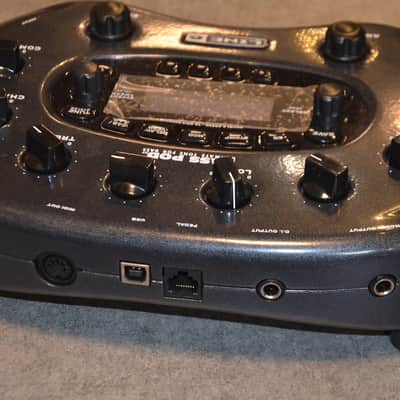 Line 6 Bass POD xt Multi-Effect and Amp Modeler 2000s - Black image 4