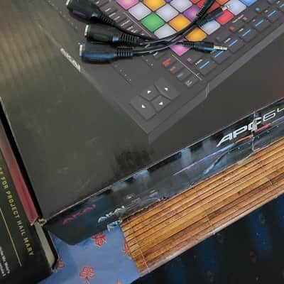 Akai APC64 MIDI Controller 2023 - Present - Black image 4