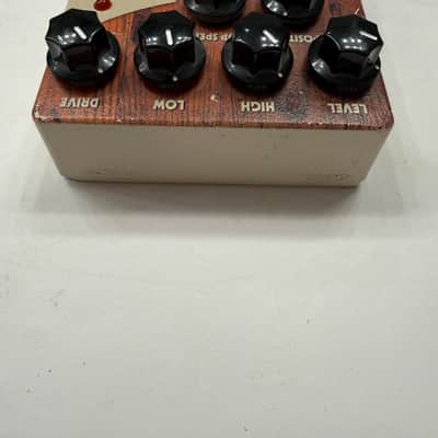 Tech 21 NYC Roto Choir Rotary Leslie Speaker RotoChoir Guitar Effect Pedal image 5