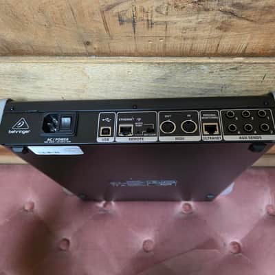 Behringer X Air X18 18-Channel Tablet-Controlled Digital Mixer (Pre-Owned) image 9