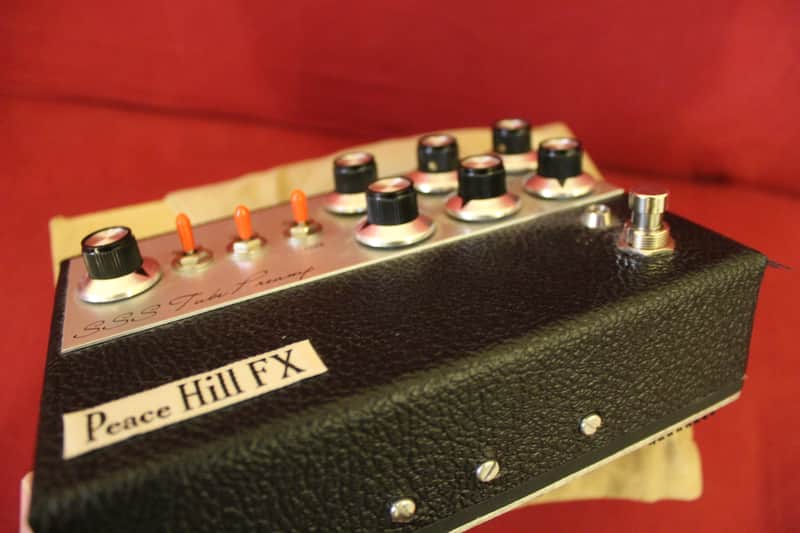 Peace Hill FX SSS Tube Preamp Dumble style with Black Tolex