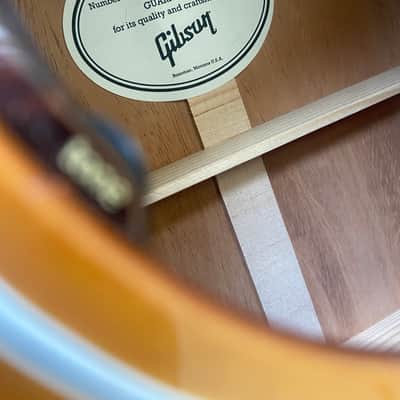 2026 Gibson J-45 Standard - Honeyburst image 19