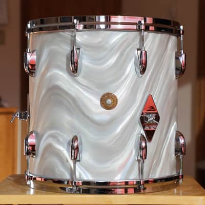 Gretsch 14X14 Floor tom 1964 white satin flame image 1