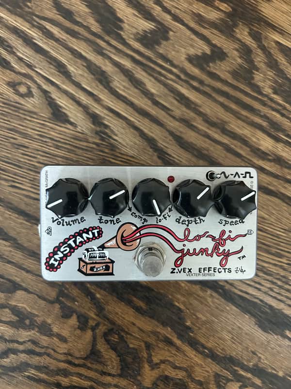 Zvex Vexter Series Instant Lo-Fi Junky Modulation and Chorus/Vibrato Guitar Effects Pedal image 1