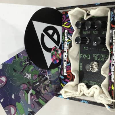 Catalinbread Soft Focus Shoegaze Reverb Pedal - LCD Green