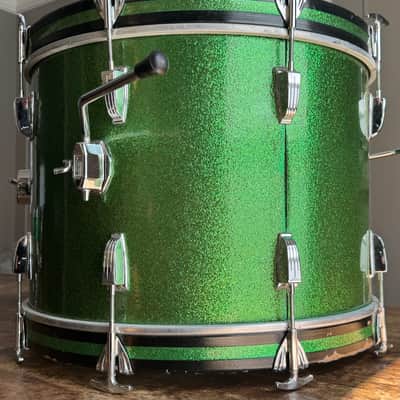 Exc 60’s Green Sparkle Ludwig No. 920 Classic 14x20" Bass Drum with Keystone Badge image 5