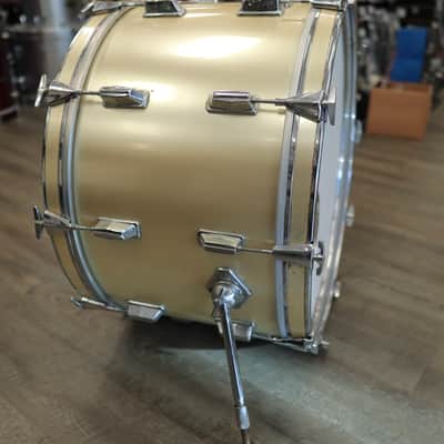 Pre-Owned Pearl 14x24" Wood-Fiberglass Bass Drum (Gold Satin Wrap) image 6