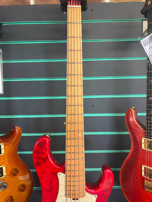 Grassroots Tetsuya Signature 5 String Active Electric Bass Guitar