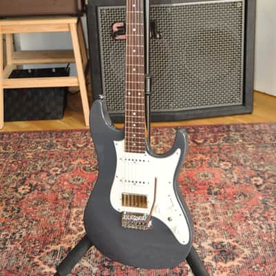 IBANEZ AZ2204NW GRM Gray Metallic / Prestige Series Made In Japan / AZ Stratocaster Type / AAZ2204NW-GRM / F2427309 image 2