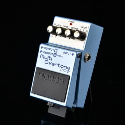 BOSS マルチオーバートーン MO-2 Amazon.com: BOSS MO-2 Multi Overtone Guitar Pedal (MO-2) : Musical