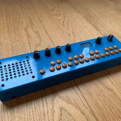 Critter & Guitari Organelle M 2019 - Present - Blue image 2
