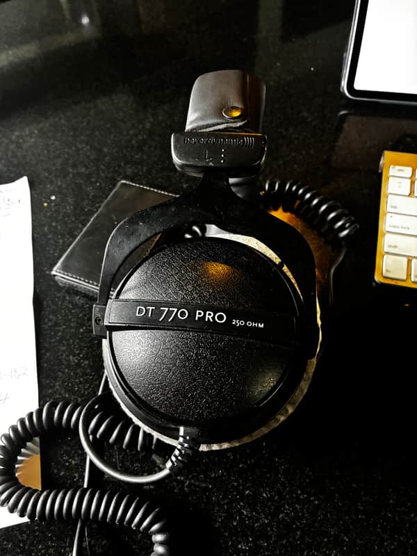 Beyerdynamic DT 770 Pro 250 Ohm 2010s - Black image 1