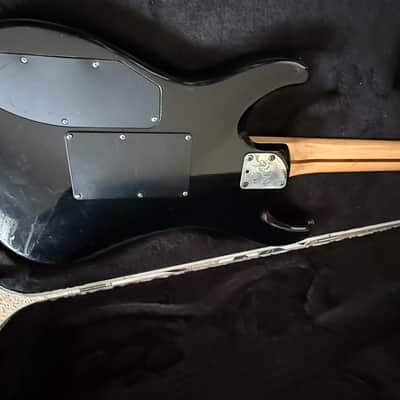 Fender HM Strat 1988-1989 - Gloss Black with Case image 10