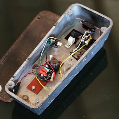 Vox cry baby Wah-Wah 1968 transition clover inductor image 17