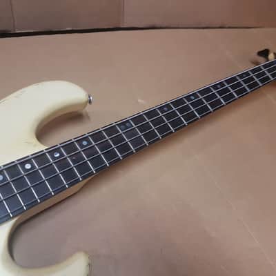 1987 GIBSON BASS IV - made in USA - THUNDERBIRD PICKUPS image 9