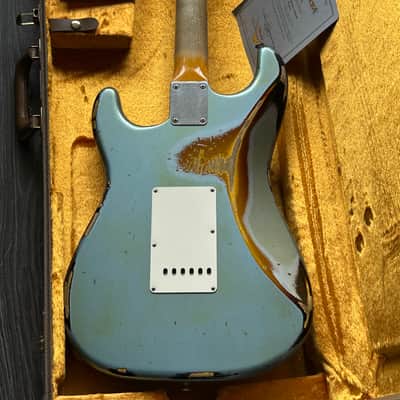 Fender Stratocaster 1962 Heavy Relic Faded Lake Placid Blue over Sunburst image 10