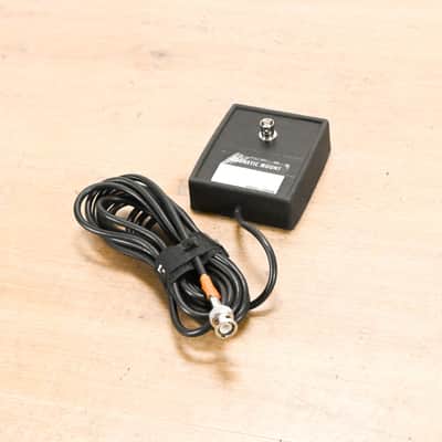 Radiall / Larsen BNC-BNC Magnet Mount CG0119R image 1