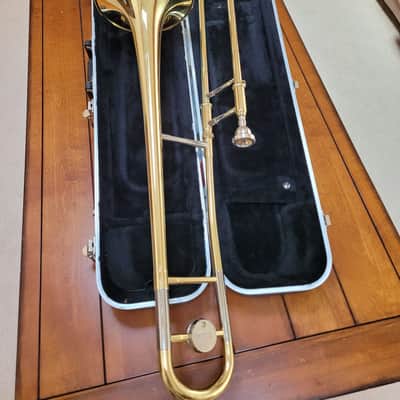 Yamaha Trombone- Model YSL354 - 2026 - Lacquered Brass - Beautiful! image 8