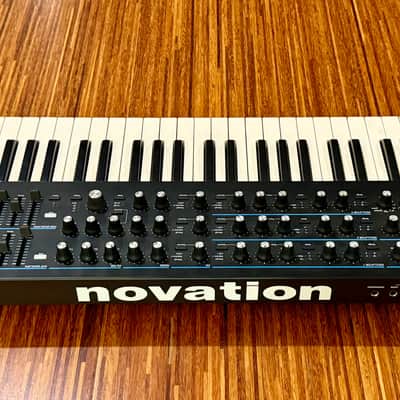Novation Summit 61-Key 16-Voice Synthesizer 2019 - Present - Black image 2