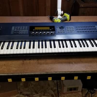 Yamaha EX5 Keyboard image 2