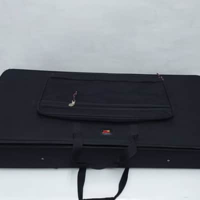 Yamaha Motif XS 6 Production Synthesizer with case image 7