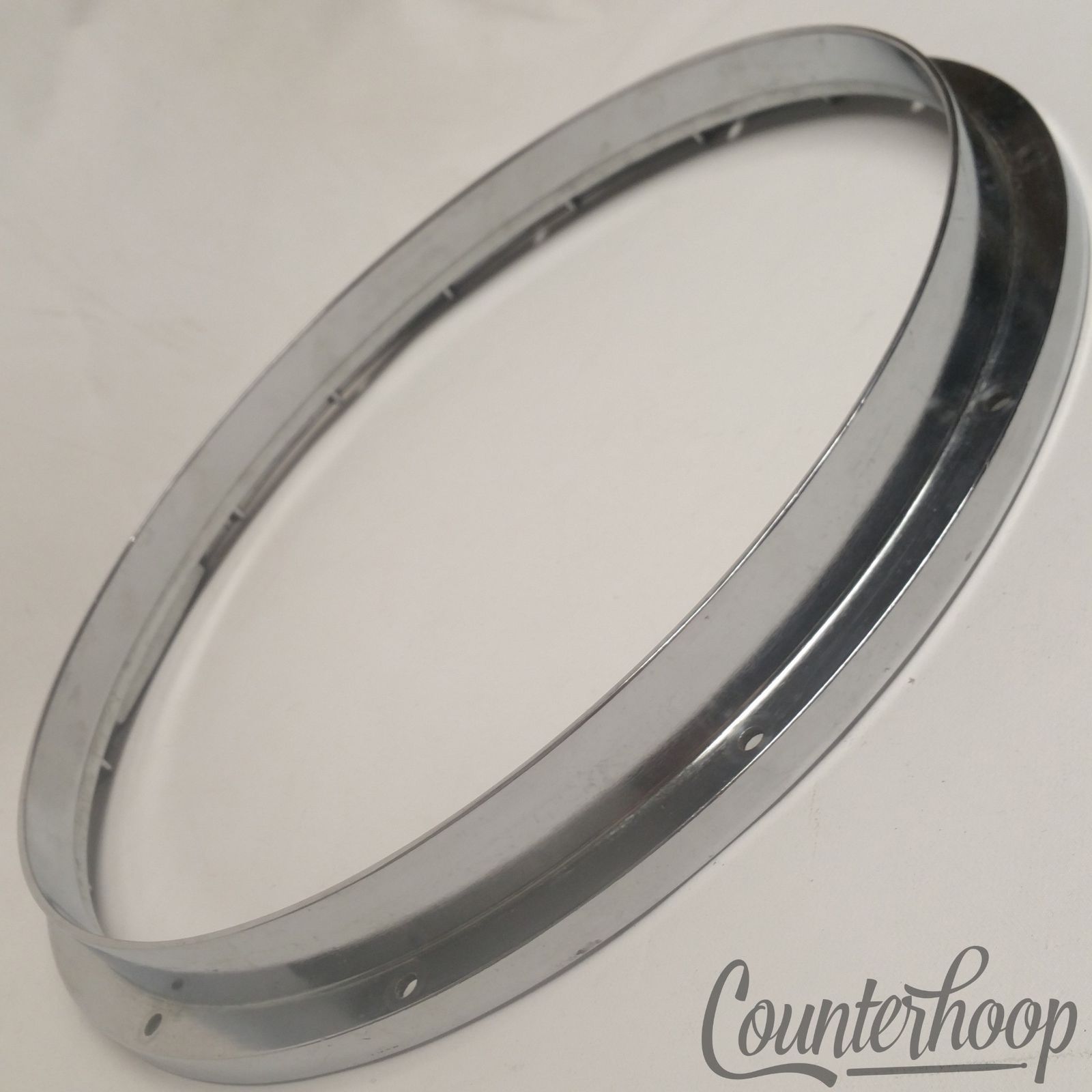 Yamaha 14" Die-Cast 12-Lug Snare Drum Batter Rim/Hoop Japan Au-Chrome Marching* — main photograph