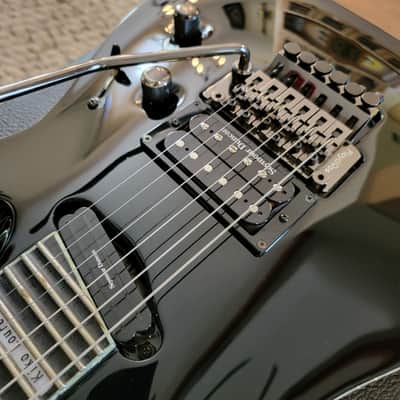 ESP Kiko Loureiro Signature Electric Guitar 2009 MIJ Black Excellent Condition W/Case image 6