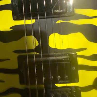 Charvel Satchel signature yellow bengal tiger pro-mod - Neon yellow bengal tiger image 4