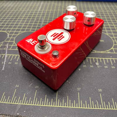 Matthews Effects The Klone 2010s - Red image 1