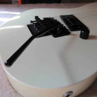 Kramer Baretta II 1988 Flip Flop White image 9