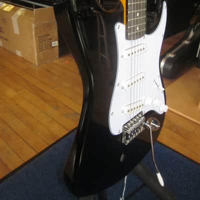 Jay Turser 3/4 Double Cutaway Electric Guitar JT-300-BK-A-U - Black and White image 9