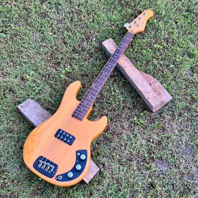Vintage G&L L•1000 Bass 1982 - Natural W/OHSC image 4